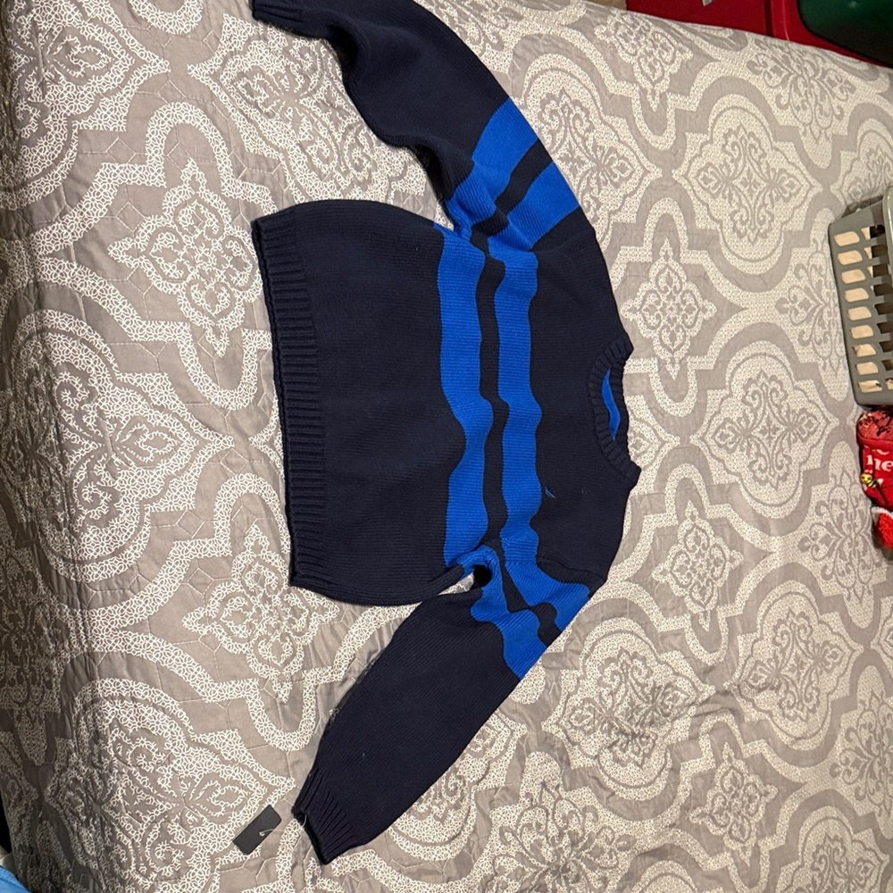 Nautica Men's Navy and Blue Crewneck Sweater